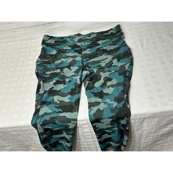 Lululemon Sz 20 Women Base Pace HR Tight 24” Camo Nulux Leggings Hi Rise Running